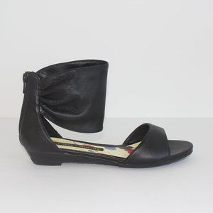 Chinese Laundry flat sandals black leather size 7